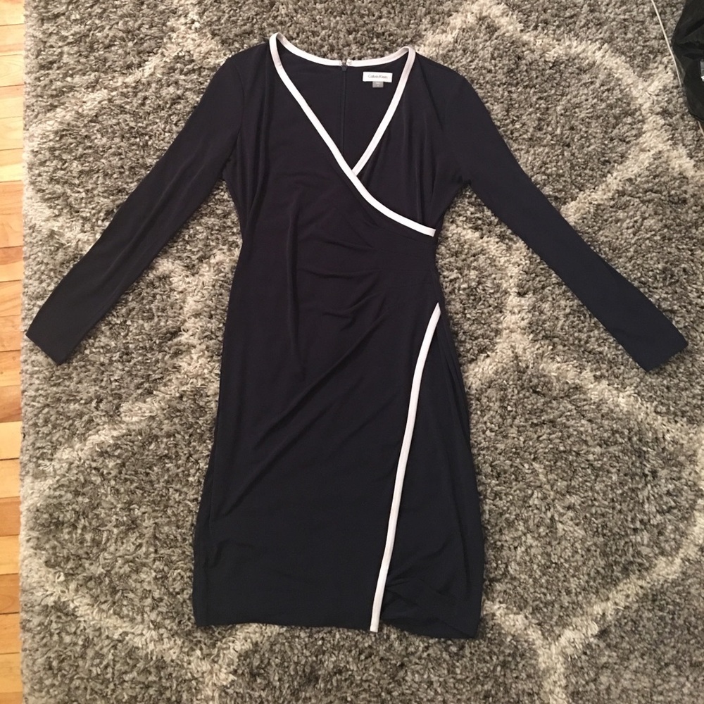 CALVIN KLEIN Size 6 Navy & White Dress